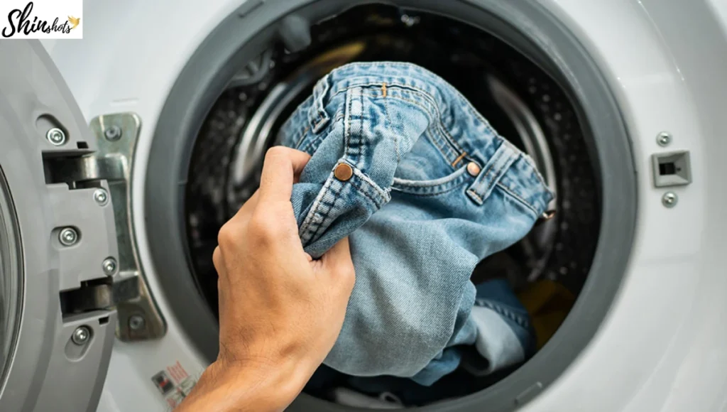 10 Easy Ways to Stretch Your Jeans!